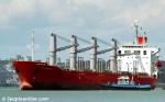 ID 246 POS BRAVE (2004/17679grt/IMO 9279551), Auckland, NZ with tug WAIPAPA (2000/338grt/IMO 9212072) in attendance.